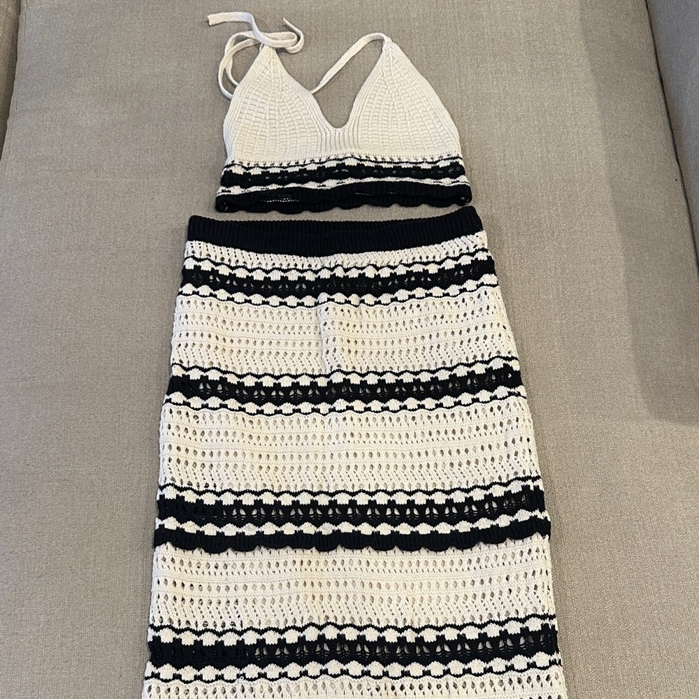 Sincerely Jules Black and White Crochet Backless Top and Skirt (US Small)